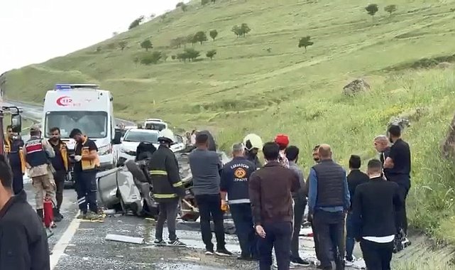 Elazığ'da feci kaza: 1 ölü, 3 yaralı