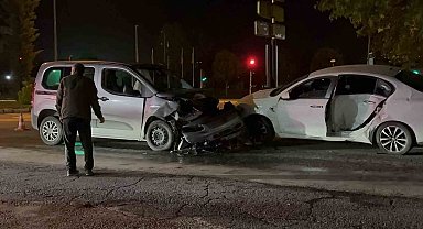 Elazığ'da trafik kazası: 4 yaralı