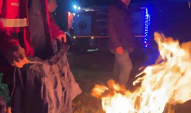 Elazığ'da yangına giden itfaiye aracı çamura saplandı
