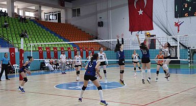 Elazığ'da Yıldız Kızlar Voleybol Türkiye Yarı Finalleri tamamlandı