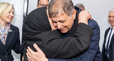 Emekli 'açız' dedi, Büyükşehir el uzattı