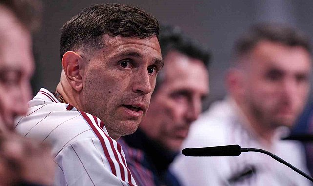Emiliano Martinez: "Beraber mücadele ettiğimizde herkesi yenebiliriz"