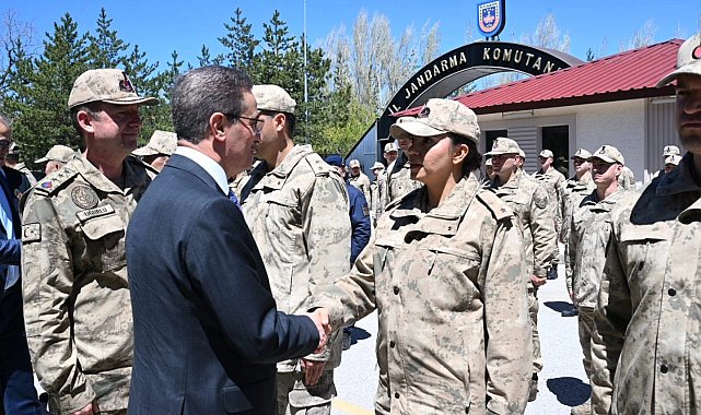 Emniyet ve jandarmada bayramlaşma