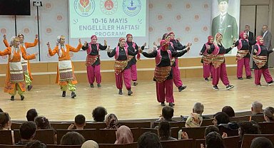 En değerli çocukların en özel günlerinde velilerin gösterisi alkış topladı