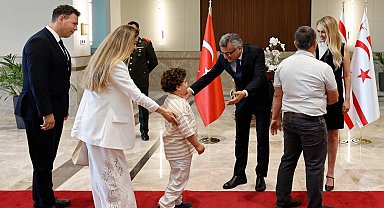 Erhürman Çifti KKTC'de bayram tebriklerini kabul etti