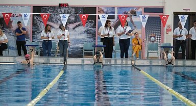 Eskişehir'de Engelsiz Kulaçlar renkli görüntülere sahne oldu