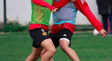 Eskişehirspor, Ayvalıkgücü Belediyespor maçı için hazırlanıyor