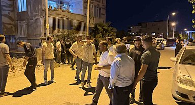 Ev sahibi ile kiracı arasında bıçaklı, sopalı, taşlı kavga: 11 yaralı