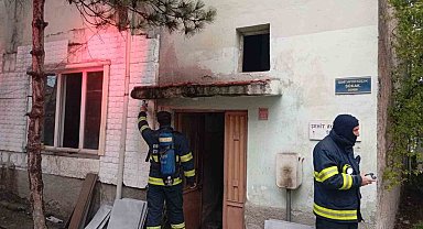 Evde çıkan yangında dumandan etkilenen 98 yaşındaki kadın hayatını kaybetti