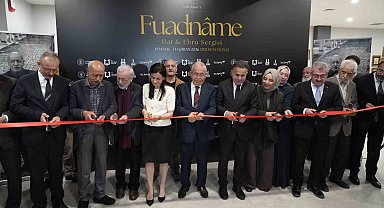Fuat Başar ve sekiz kuşak öğrencilerinin eserleri "Fuadname Hat ve Ebru Sergisi"ne buluştu