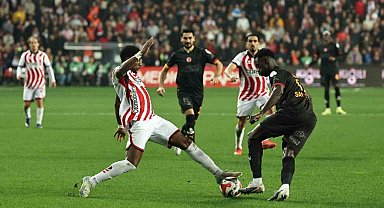 Galatasaray, Samsunspor'a 9 maç sonra yenildi