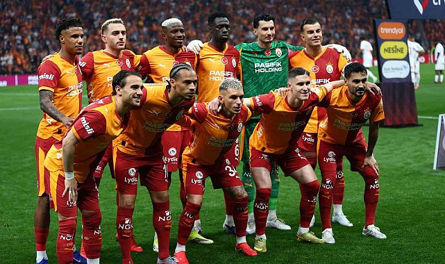 Galatasaray'da 2 değişiklik