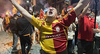 Galatasaray'ın şampiyonluğu İzmir'de coşkuyla kutlandı