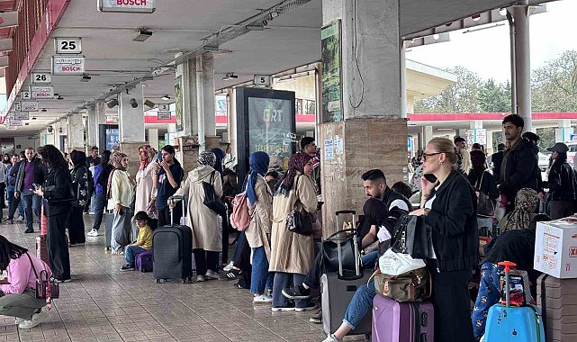 Gaziantep otogarında Kurban Bayramı yoğunluğu başladı