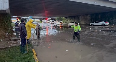 Gaziantep'te "süper hücre" hayatı felç etti