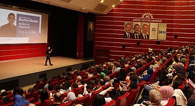 Gebze'de Klinik Psikolog Beyhan Budak söyleşisine yoğun ilgi