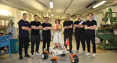 Gençlerden yerli ve milli 'bomba imha robotu'