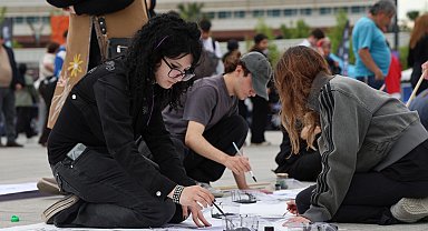 Gençliğin enerjisi Kocaeli EnFest'te resimlere yansıdı