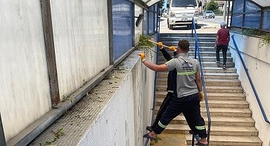 Gölcük'te bayram öncesi temizlik çalışması