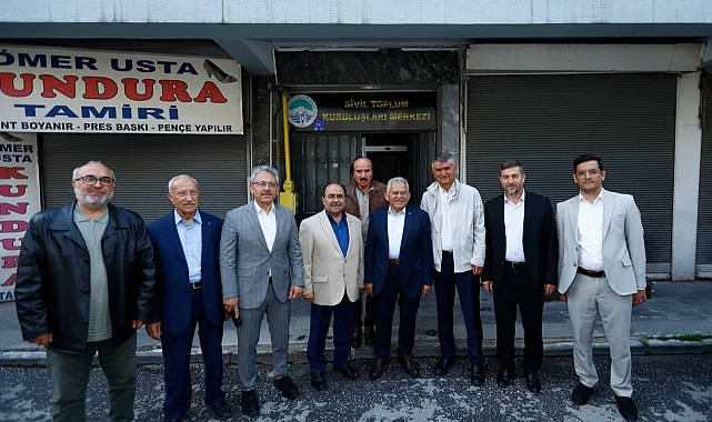 Gönüllü STK'lar Memduh Büyükkılıç'la bayramlaştı