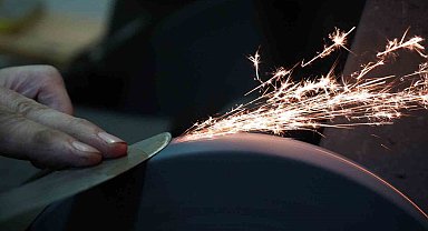 Günde 18 saat mesai yaparak sınırları zorluyorlar