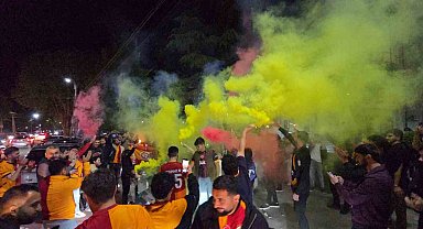 Gürcistan'ın Marneuli kentinde Galatasaray'ın şampiyonluğu coşkuyla kutlandı