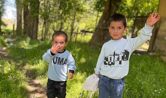Hasköy'de çocuklar bayramda şeker toplama geleneğini yaşatıyor