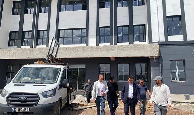 Hassa'da kamu binaları yükseliyor