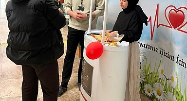 Hastanede vatandaşlar cilt kanseri konusunda bilgilendirildi