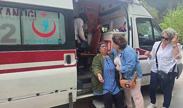 Hastaneden dönüşü kaza; 3 yaralı