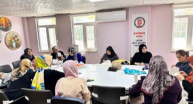 Hayalden ilmeğe, sanatın kalbi Şafak ADEM'de atıyor