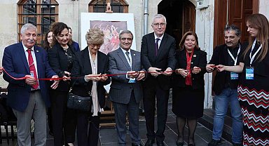 HKÜ Bilim İletişimi Ofisi ve Bey Mahallesi Kültürevi'nde "Seçkiler" sergisi açıldı