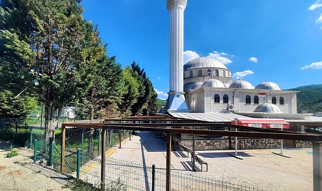 İbadethaneler bayrama hazırlanıyor