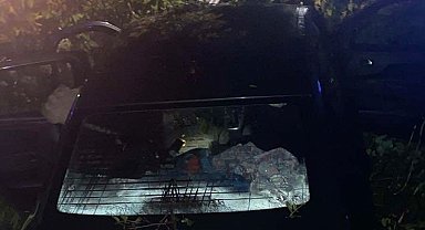 İnegöl'de otomobil tarlaya uçtu: 4 yaralı