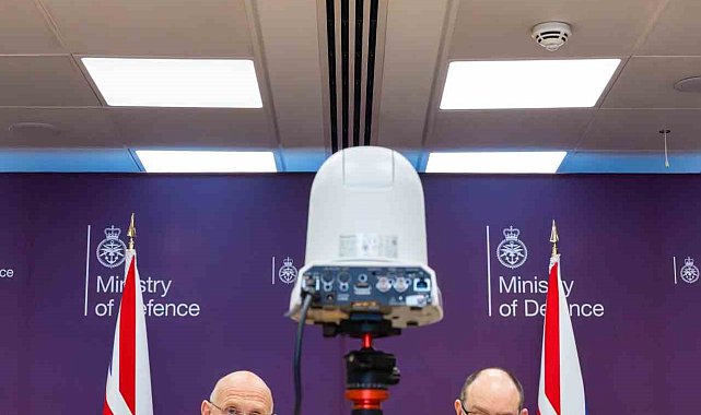 İngiltere'den Hürmüz Boğazı'na askeri yığınak