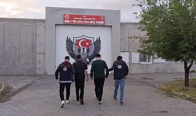 İnsan ticareti suçundan aranan 2 şüpheli, Dilucu Sınır Kapısı'nda yakalandı
