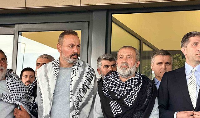 İsrail'in alıkoyduğu Küresel Sumud Filosu'ndaki 422 aktivist İstanbul'a geldi