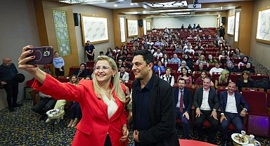 İstanbul Bakırköy Belediye Başkanı üniversitelilerle buluştu