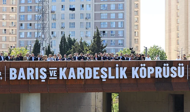 İstanbul Esenyurt'ta 'Barış ve Kardeşlik' Köprüsü açıldı