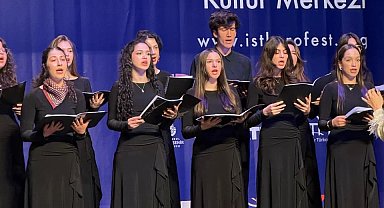 İstanbul Maltepe'nin genç seslerinden çok sesli müzik ziyafeti