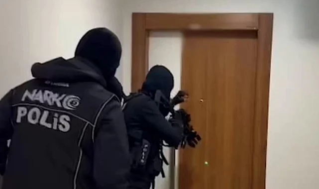 İstanbul'da uluslararası narkotik operasyonu... Kırmızı bültenle aranan şüpheli yakalandı