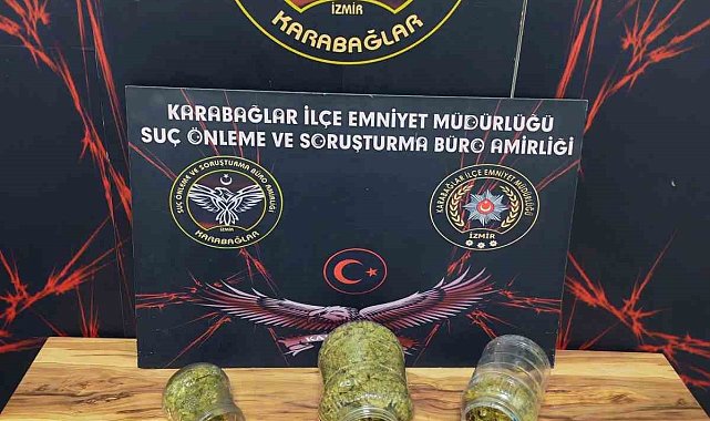 İzmir'de 16 yıl hapisle aranan zehir taciri 2 kilo uyuşturucuyla yakalandı
