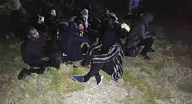 İzmir'de 3'ü çocuk 29 düzensiz göçmen yakalandı