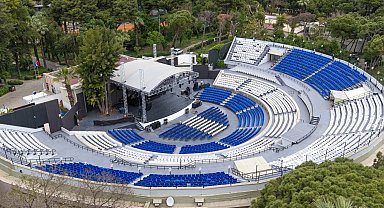 İzmir'de Açıkhava'ya VIP konforu