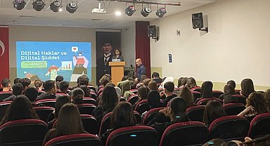 İzmir'de dijital tuzaklara karşı gençlere kalkan