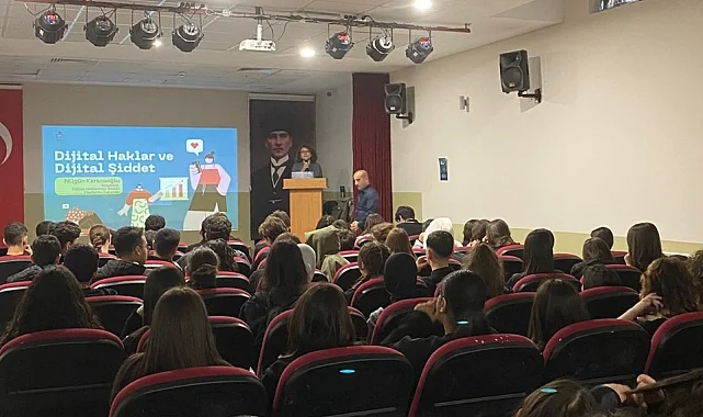 İzmir'de dijital tuzaklara karşı gençlere kalkan