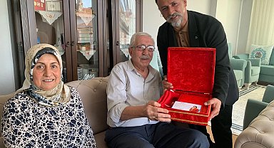 İzmit Belediyesi gazileri yalnız bırakmıyor