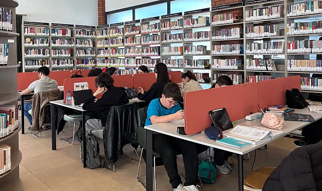 İzmit Millet Kütüphanesi bayramın ilk günü açık