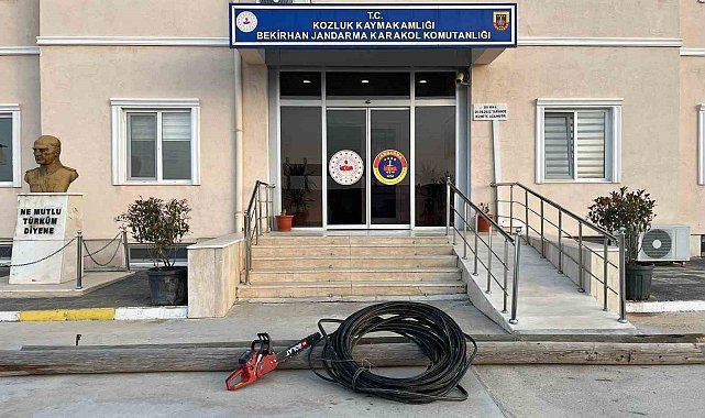 Jandarmadan kablo hırsızlarına suçüstü: 3 gözaltı