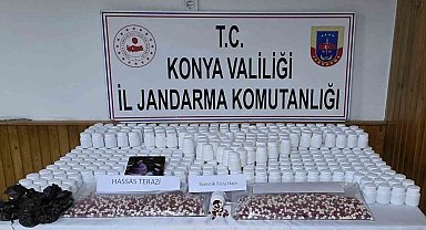Jandarmadan uyuşturucu tacirlerine operasyon